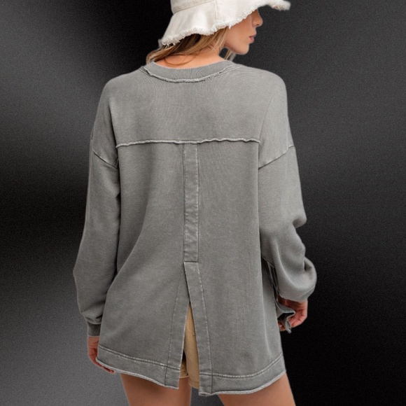 EASEL "All Good Things" Loose & Soft Mineral Washed Top V-Neck Side & Back Slits - Picture 7 of 16